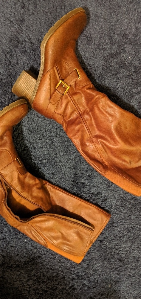 Zip up boots